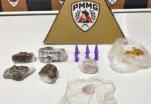 Denúncia leva PM a apreender drogas em imóvel usado como esconderijo em Timóteo