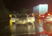 Acidente entre automóvel e carreta na BR-381 deixa quatro pessoas feridas